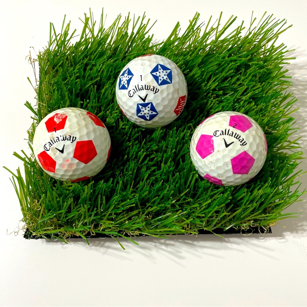 ⛳️ 3 Callaway Chrome Soft Soccer Pattern Golf Balls